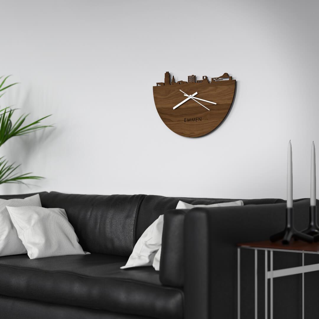 Skyline Klok Emmen Noten Noten houten cadeau wanddecoratie relatiegeschenk van WoodWideCities