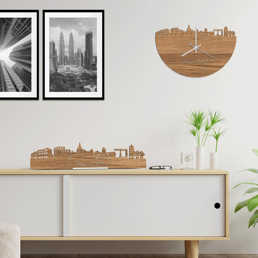Skyline Klok Helmond Eiken houten cadeau wanddecoratie relatiegeschenk van WoodWideCities