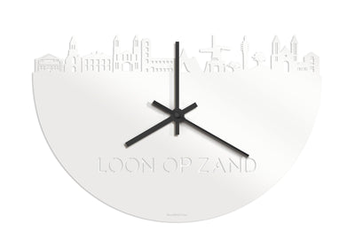 Skyline Klok Loon op Zand Wit Glanzend