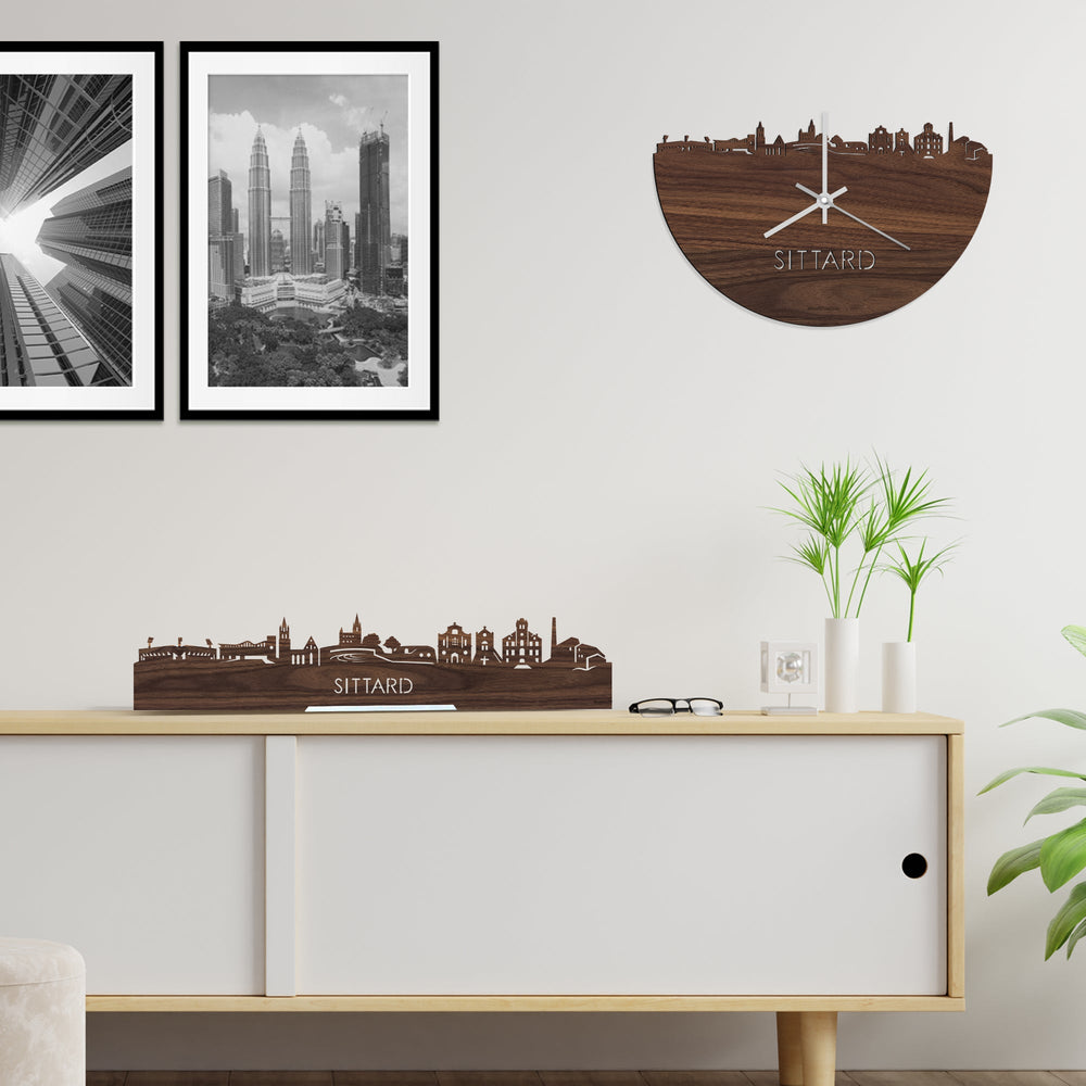 Skyline Klok Sittard Noten houten cadeau wanddecoratie relatiegeschenk van WoodWideCities