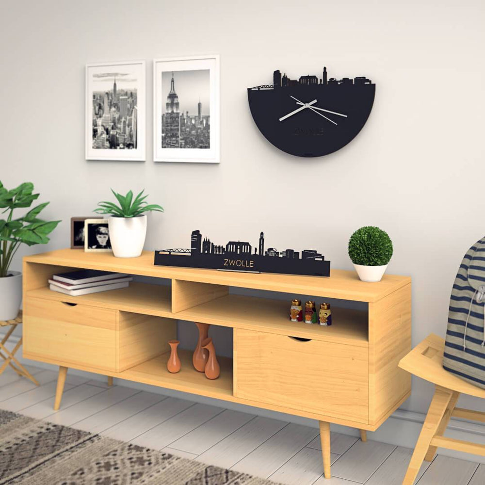 Skyline Klok Zwolle Black Zwart houten cadeau wanddecoratie relatiegeschenk van WoodWideCities