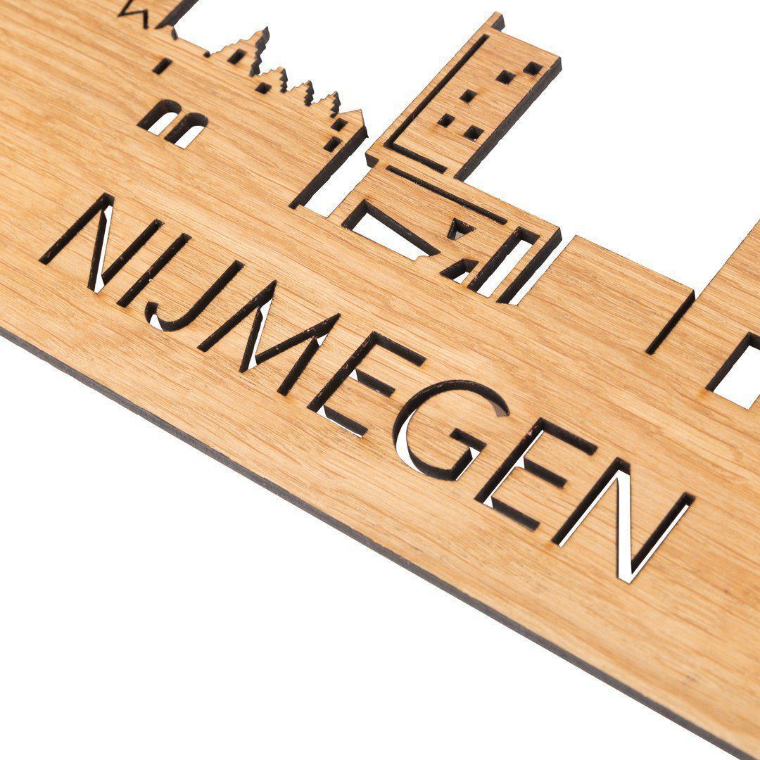 Skyline Nijmegen Eiken houten cadeau decoratie relatiegeschenk van WoodWideCities