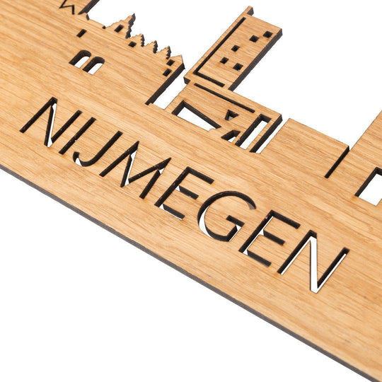 Skyline Nijmegen Eiken houten cadeau decoratie relatiegeschenk van WoodWideCities