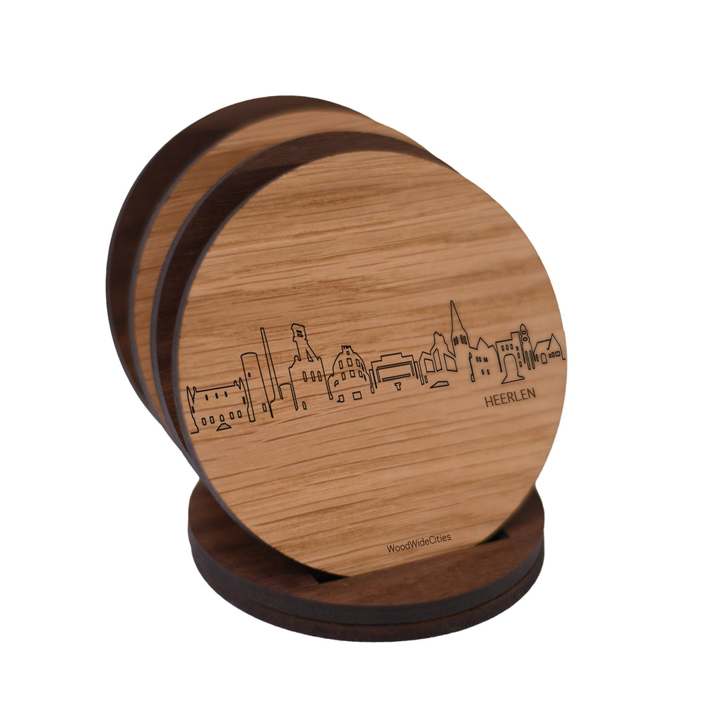 Skyline Onderzetters Heerlen Eiken en noten houten cadeau decoratie relatiegeschenk van WoodWideCities
