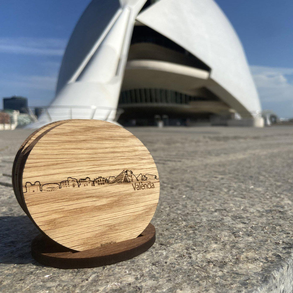 Skyline Onderzetters Valencia Eiken en noten houten cadeau decoratie relatiegeschenk van WoodWideCities
