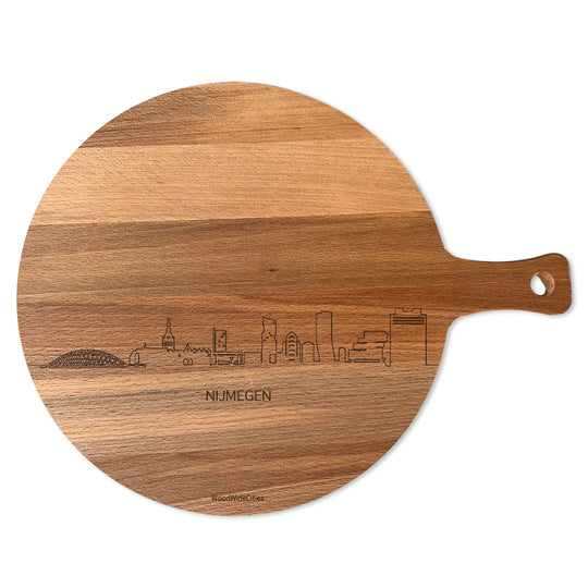 Skyline Serveerplank Rond Nijmegen houten cadeau decoratie relatiegeschenk van WoodWideCities