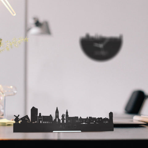 Standing Skyline Almelo Zwart houten cadeau decoratie relatiegeschenk van WoodWideCities