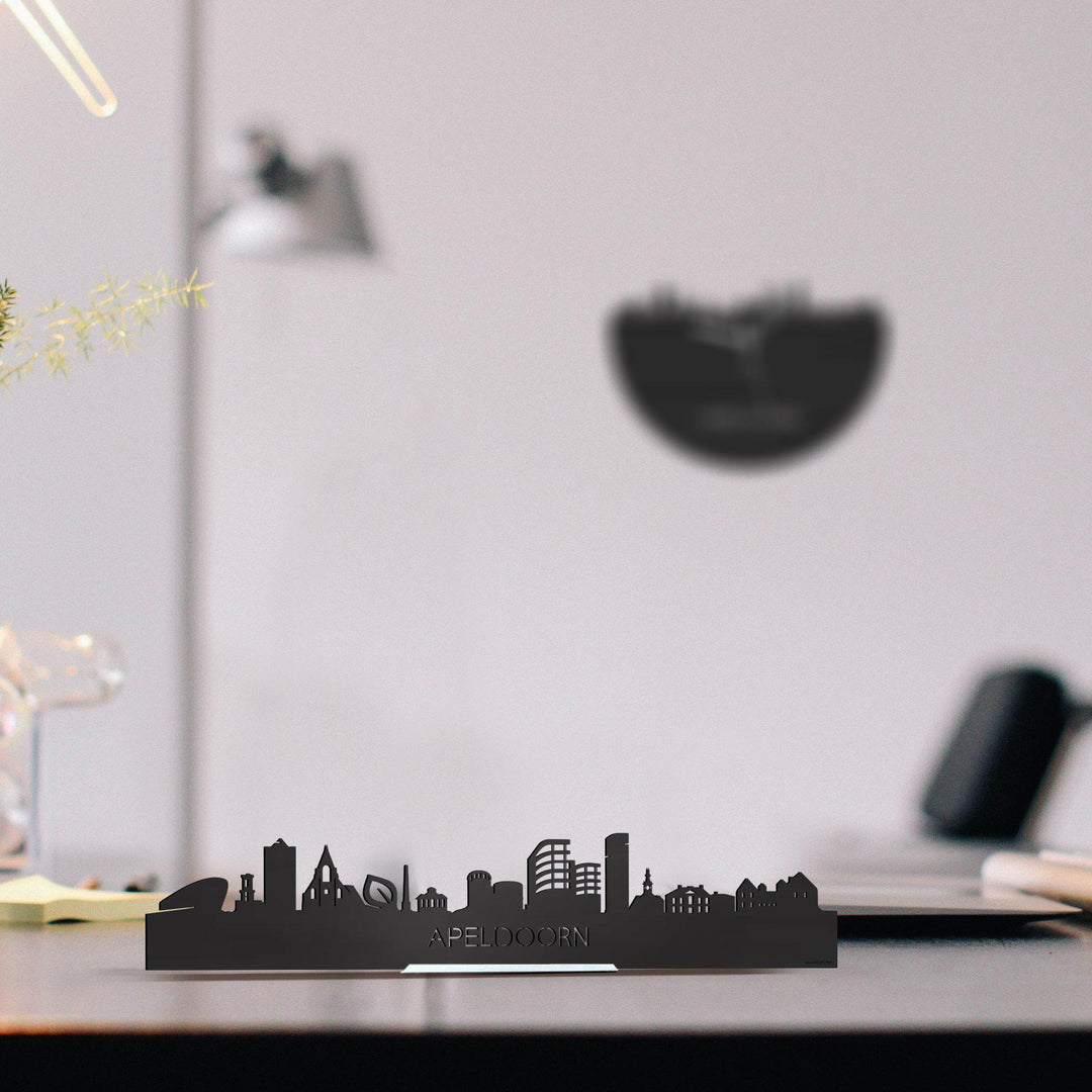 Standing Skyline Apeldoorn Black houten cadeau decoratie relatiegeschenk van WoodWideCities