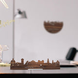 Standing Skyline Bergen op Zoom Noten houten cadeau decoratie relatiegeschenk van WoodWideCities