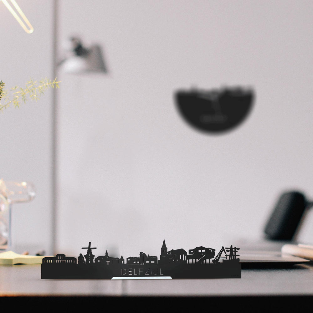 Standing Skyline Delfzijl Black houten cadeau decoratie relatiegeschenk van WoodWideCities