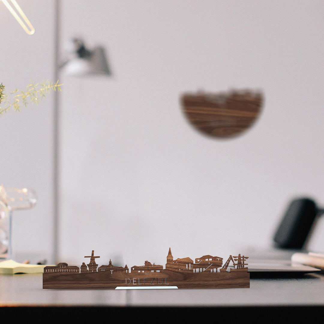 Standing Skyline Delfzijl Noten houten cadeau decoratie relatiegeschenk van WoodWideCities