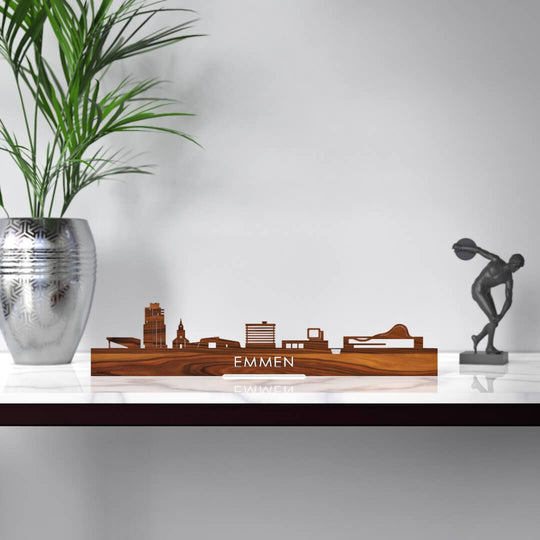 Standing Skyline Emmen Palissander houten cadeau decoratie relatiegeschenk van WoodWideCities