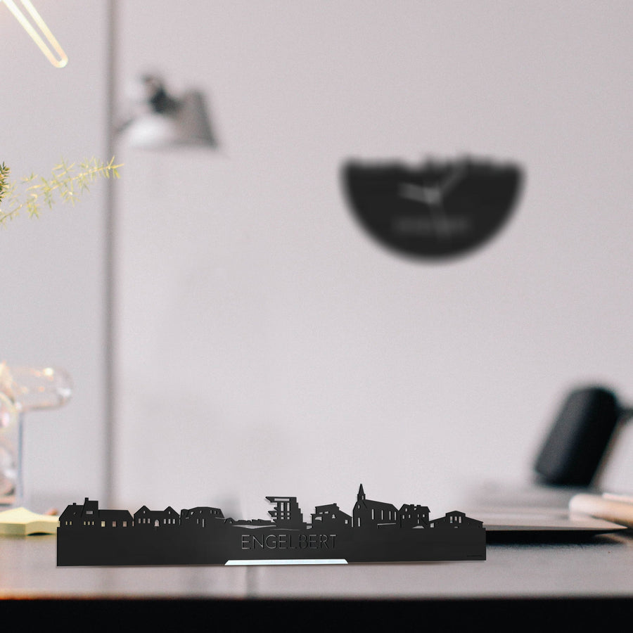 Standing Skyline Engelbert Zwart houten cadeau decoratie relatiegeschenk van WoodWideCities