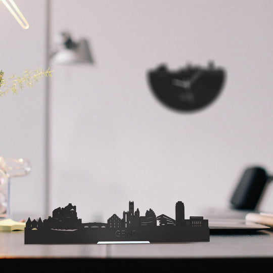 Standing Skyline Gent Zwart houten cadeau decoratie relatiegeschenk van WoodWideCities