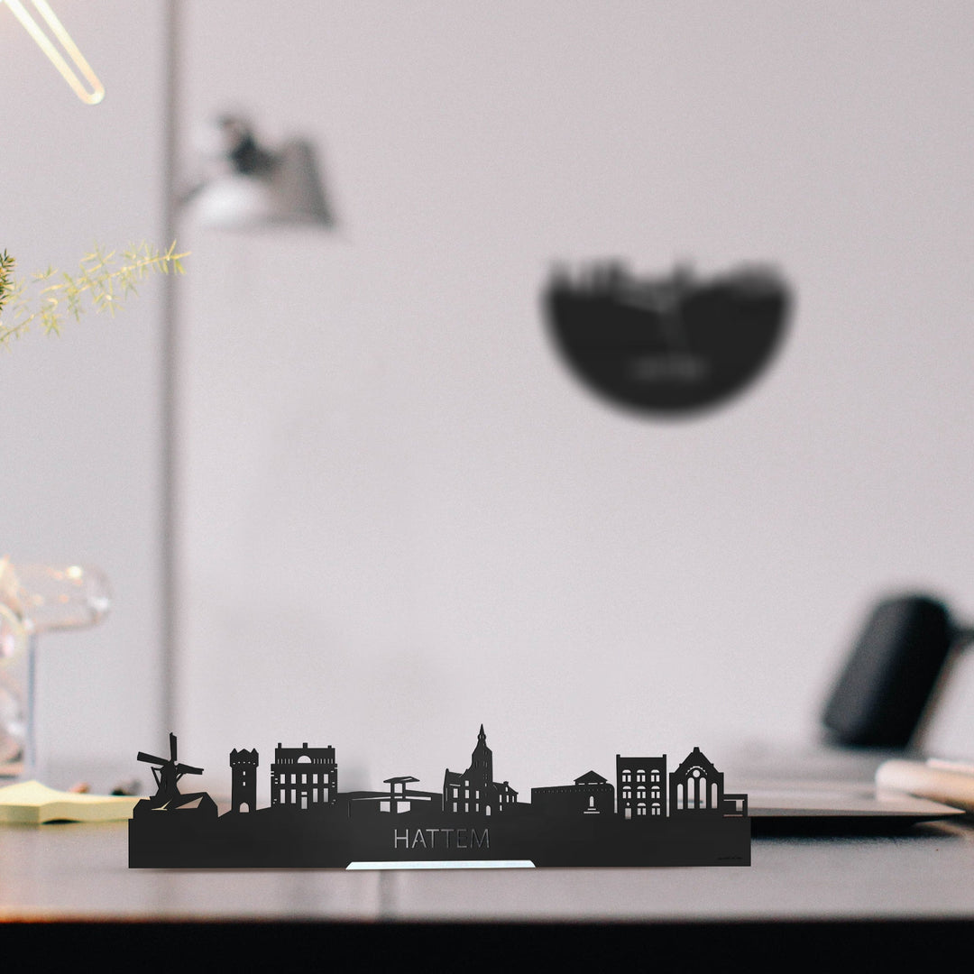 Standing Skyline Hattem Zwart houten cadeau decoratie relatiegeschenk van WoodWideCities