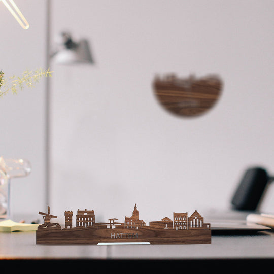 Standing Skyline Hattem Noten houten cadeau decoratie relatiegeschenk van WoodWideCities