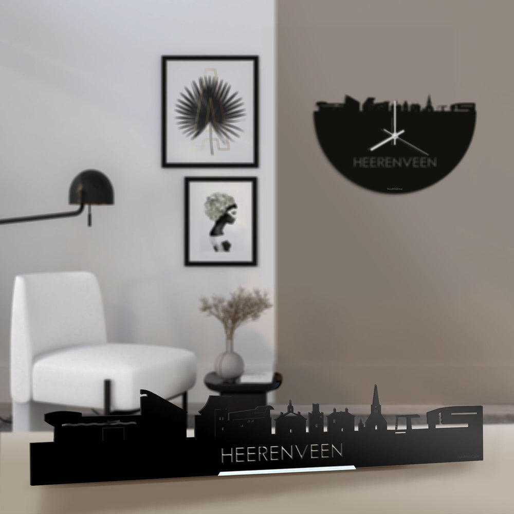 Standing Skyline Heerenveen Zwart glanzend gerecycled kunststof cadeau decoratie relatiegeschenk van WoodWideCities