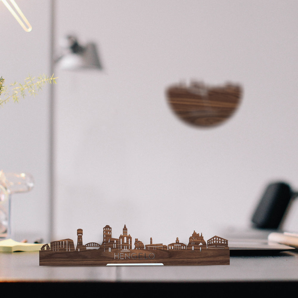 Standing Skyline Hengelo Noten houten cadeau decoratie relatiegeschenk van WoodWideCities