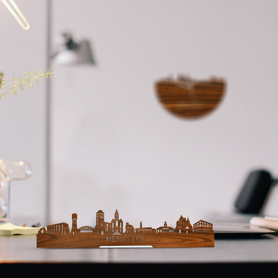 Standing Skyline Hengelo Palissander houten cadeau decoratie relatiegeschenk van WoodWideCities