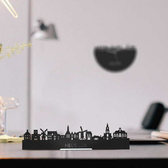 Standing Skyline Heusden Black houten cadeau decoratie relatiegeschenk van WoodWideCities