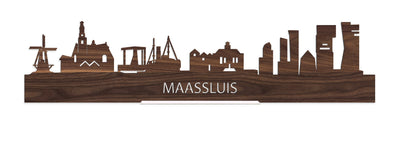 Standing Skyline Maassluis Nuts