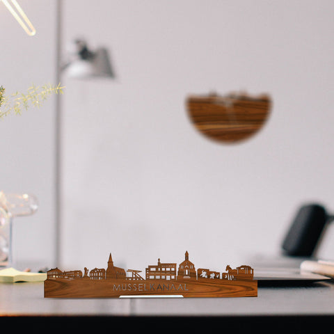 Standing Skyline Musselkanaal Palissander houten cadeau decoratie relatiegeschenk van WoodWideCities