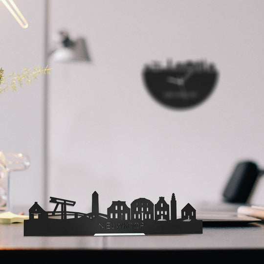 Standing Skyline Nieuwkoop Zwart houten cadeau decoratie relatiegeschenk van WoodWideCities