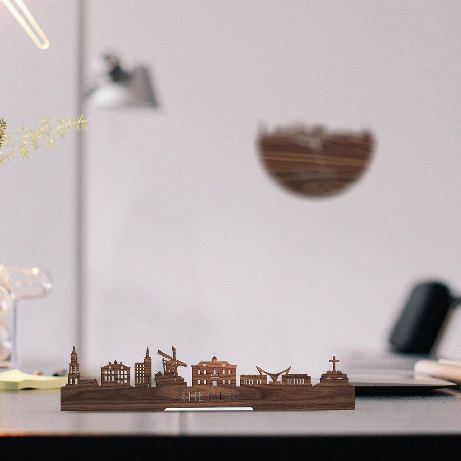 Standing Skyline Rhenen Noten houten cadeau decoratie relatiegeschenk van WoodWideCities