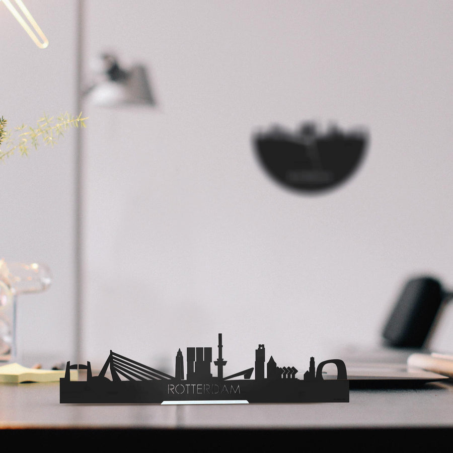 Standing Skyline Rotterdam Black houten cadeau decoratie relatiegeschenk van WoodWideCities