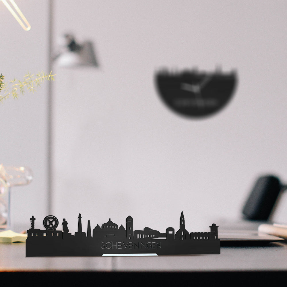 Standing Skyline Scheveningen Zwart houten cadeau decoratie relatiegeschenk van WoodWideCities