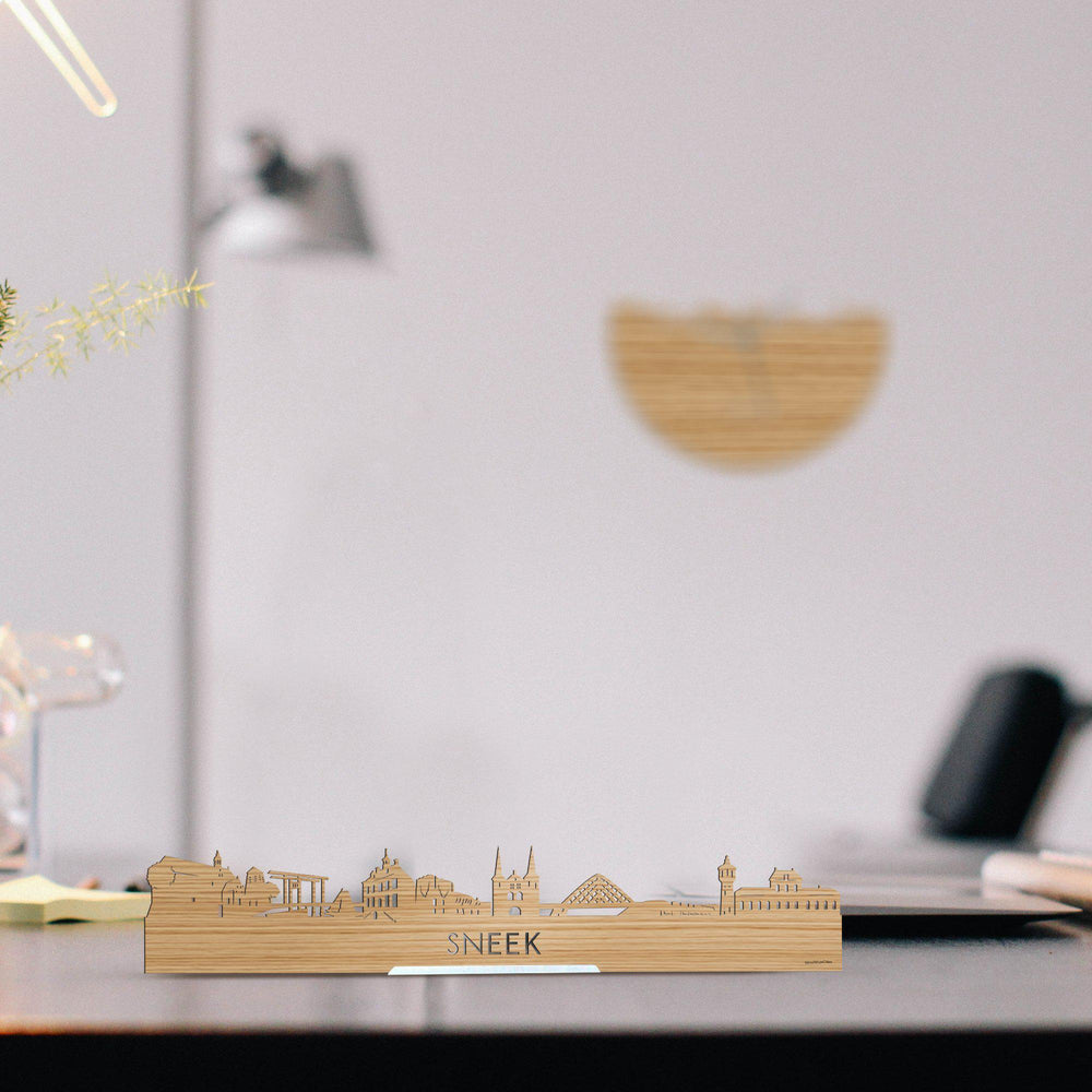 Standing Skyline Sneek Bamboe houten cadeau decoratie relatiegeschenk van WoodWideCities