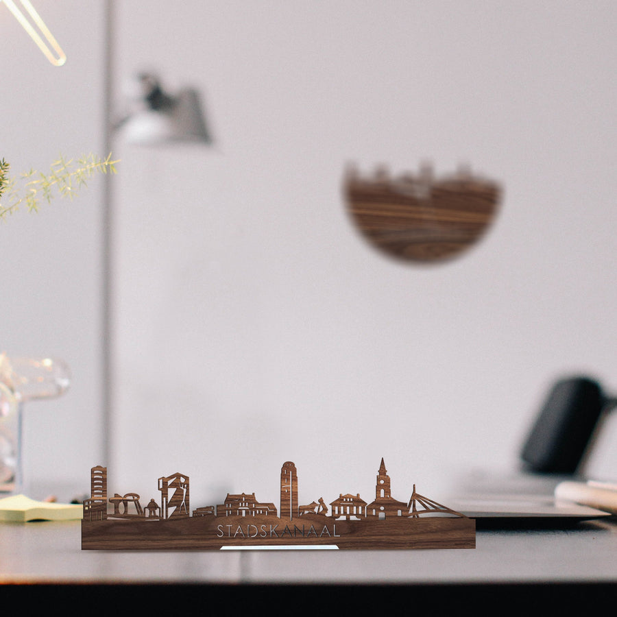 Standing Skyline Stadskanaal Noten houten cadeau decoratie relatiegeschenk van WoodWideCities