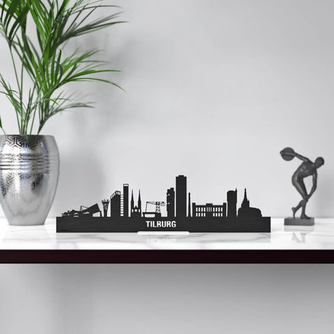 Standing Skyline Tilburg Black houten cadeau decoratie relatiegeschenk van WoodWideCities