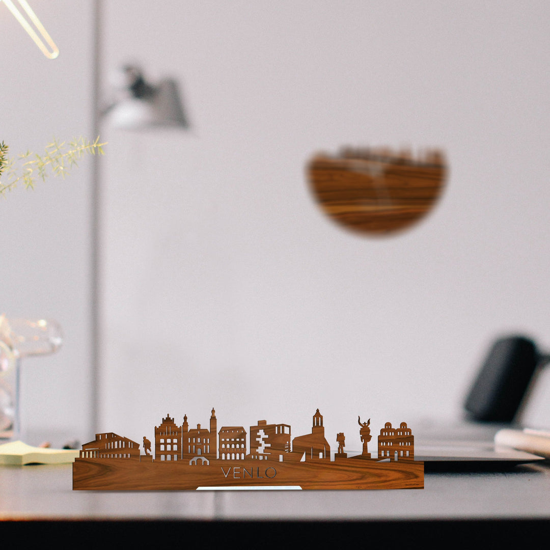 Standing Skyline Venlo Palissander houten cadeau decoratie relatiegeschenk van WoodWideCities