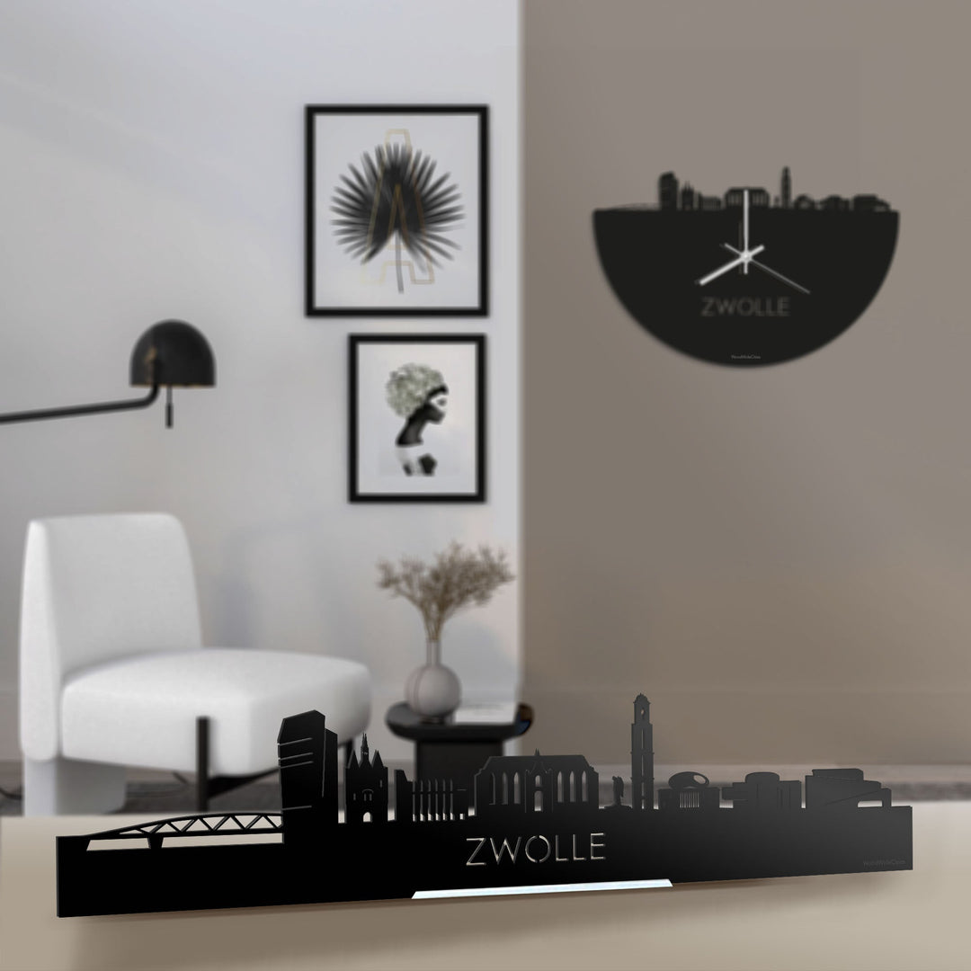 Standing Skyline Zwolle Zwart glanzend gerecycled kunststof cadeau decoratie relatiegeschenk van WoodWideCities